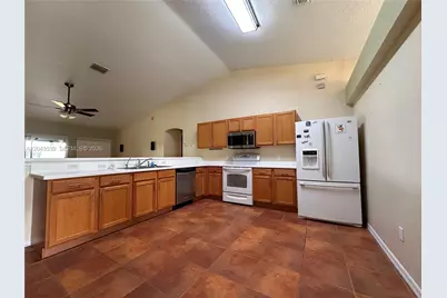 7975 105th Ave, Vero Beach, FL 32967 - Photo 2