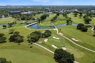 9720 Palmetto Club Ln W, Miami, FL 33157 - Photo 4