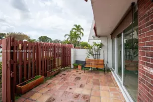 13949 SW 84th St, Miami, FL 33183 - Photo 4