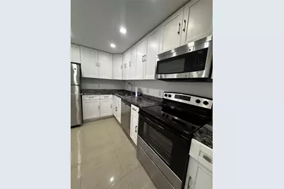 3475 N Country Club Dr #315, Aventura, FL 33180 - Photo 2