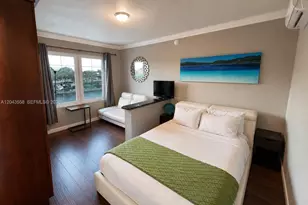 3025 Indian Creek Dr, Miami Beach, FL 33140 - Photo 2