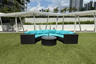 79 SW 12th St, Miami, FL 33130 - Photo 12