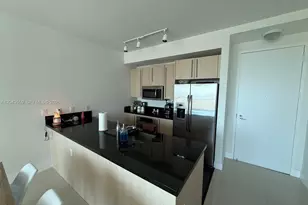 79 SW 12th St, Miami, FL 33130 - Photo 4