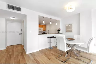 600 NE 36th St #1717, Miami, FL 33137 - Photo 6