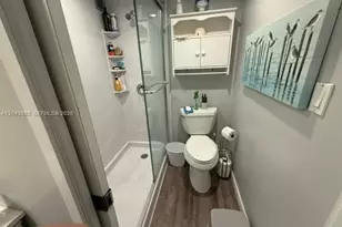 16919 N Bay Rd, Sunny Isles Beach, FL 33160 - Photo 22
