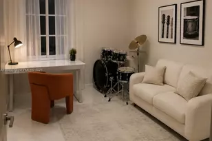 85 Gables Blvd, Weston, FL 33326 - Photo 20