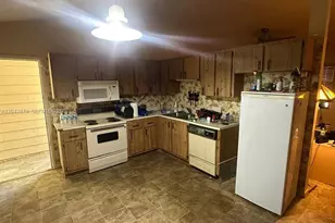 6100 Tangelo Dr, Fort Pierce, FL 34982 - Photo 18