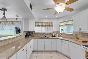 19 Park Dr, Key Largo, FL 33037 - Photo 24
