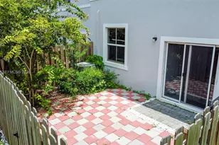 11889 NW 47th Manor, Coral Springs, FL 33076 - Photo 12