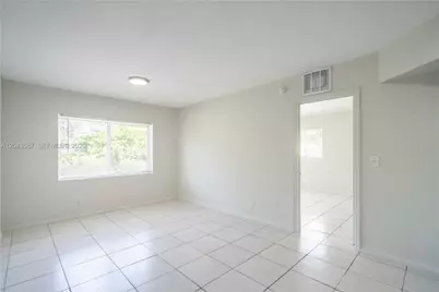 666 NE 80th St #6, Miami, FL 33138 - Photo 2