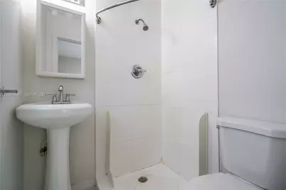 666 NE 80th St #6, Miami, FL 33138 - Photo 16