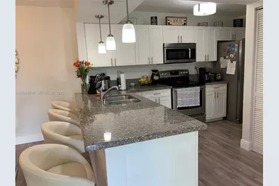 8660 SW 212th St #305, Cutler Bay, FL 33189 - Photo 2