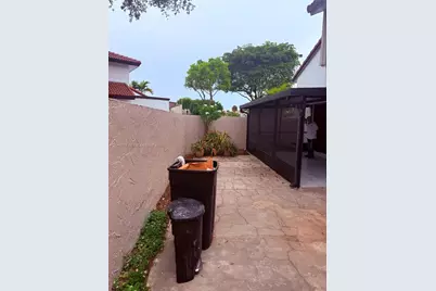 9909 NW 9th St Cir #4-3, Miami, FL 33172 - Photo 34