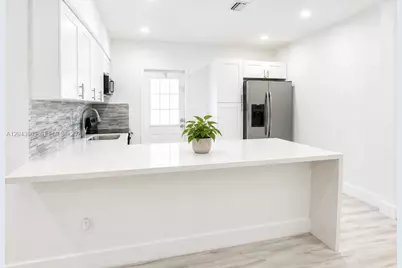 59 E 10th St, Hialeah, FL 33010 - Photo 6