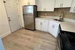 6201 N Falls Cir Dr, Lauderhill, FL 33319 - Photo 8