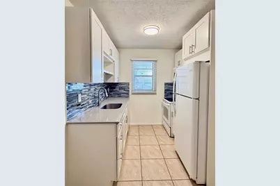 30 SE 4th Ave #206, Hallandale Beach, FL 33009 - Photo 1