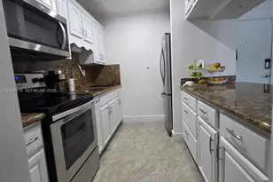 4670 W 13th Ln, Hialeah, FL 33012 - Photo 20