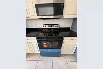 21100 SW 87th Ave #304, Cutler Bay, FL 33189 - Photo 2