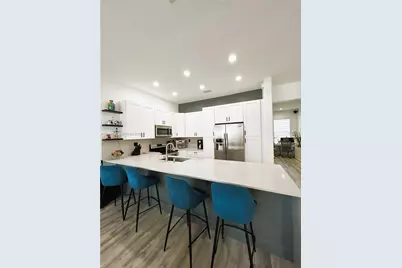 14628 SW 6th St, Pembroke Pines, FL 33027 - Photo 2