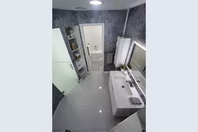 19227 NW 22nd St, Pembroke Pines, FL 33029 - Photo 16