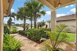 11662 SW Moon River Way, Port Saint Lucie, FL 34987 - Photo 4