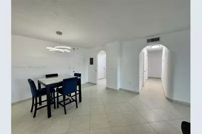 400 Kings Point Dr #411, Sunny Isles Beach, FL 33160 - Photo 4