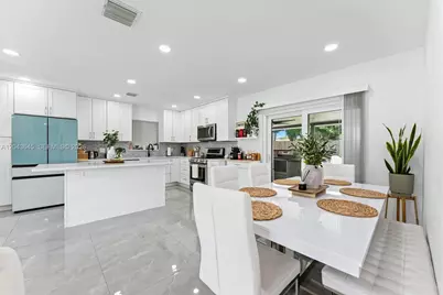 1120 SW 7th Ave, Deerfield Beach, FL 33441 - Photo 6