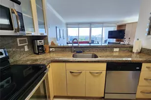 3505 S Ocean Dr, Hollywood, FL 33019 - Photo 10