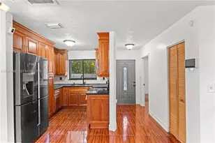 5065 NW 195th Ln, Miami Gardens, FL 33055 - Photo 8