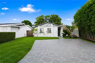 5065 NW 195th Ln, Miami Gardens, FL 33055 - Photo 2
