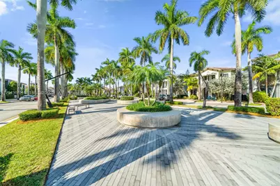 8167 NW 41st St #E-101, Doral, FL 33166 - Photo 36