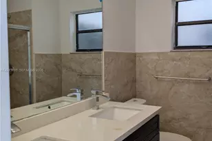 7502 NW 33rd St, Lauderhill, FL 33319 - Photo 4