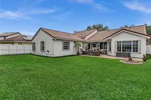 639 Verona Pl, Weston, FL 33326 - Photo 68
