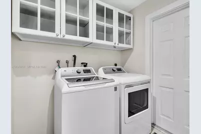639 Verona Pl, Weston, FL 33326 - Photo 32