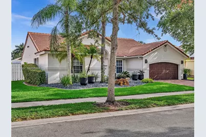 639 Verona Pl, Weston, FL 33326 - Photo 4