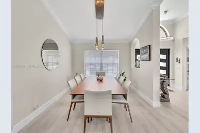 639 Verona Pl, Weston, FL 33326 - Photo 14