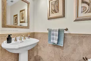 639 Verona Pl, Weston, FL 33326 - Photo 30