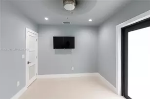 4538 SW 1st St, Miami, FL 33134 - Photo 2