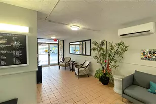 401 Lake Shore Dr, Lake Park, FL 33403 - Photo 28