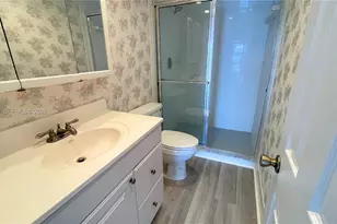 401 Lake Shore Dr, Lake Park, FL 33403 - Photo 22