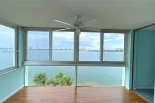 401 Lake Shore Dr, Lake Park, FL 33403 - Photo 1