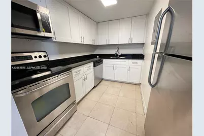1740 NW N River Dr #517, Miami, FL 33125 - Photo 12