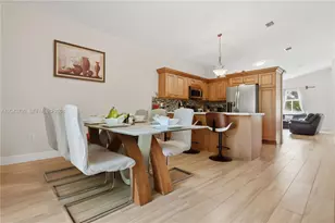 610 SE 12th Ter, Homestead, FL 33033 - Photo 4