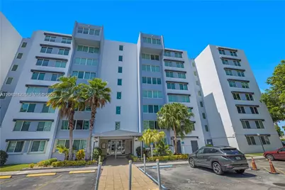 9125 SW 77th Ave #802, Miami, FL 33156 - Photo 1