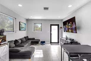 15100 NE 14th Ct, North Miami Beach, FL 33162 - Photo 18
