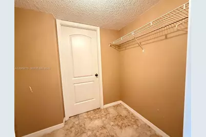 320 NE 12th Ave #303, Hallandale Beach, FL 33009 - Photo 12