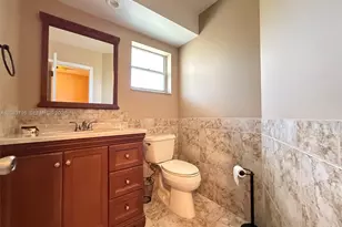 320 NE 12th Ave, Hallandale Beach, FL 33009 - Photo 14