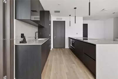20 NE 11th #4701, Miami, FL 33132 - Photo 2
