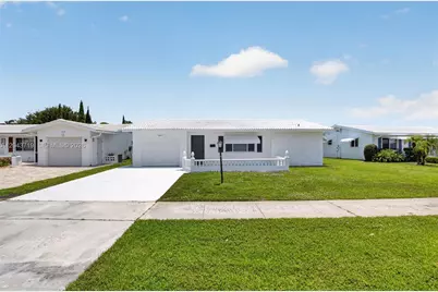 1502 SW 17th Ave, Boynton Beach, FL 33426 - Photo 2