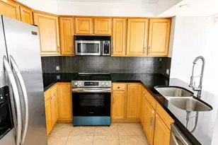 20335 W Country Club Dr, Aventura, FL 33180 - Photo 4